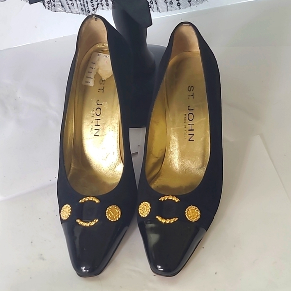 Vintage Women's ST.JOHN Black SUE Shoes Sz 6 1/2 B  Made In Italy